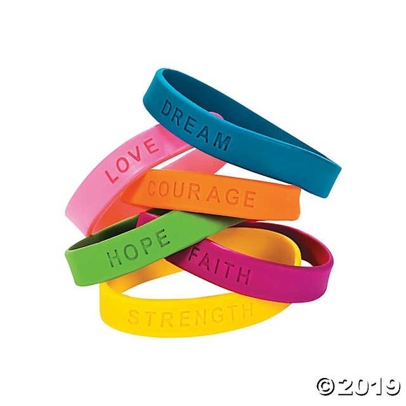 Meet your Posher, Debra - Picture 2 of 2